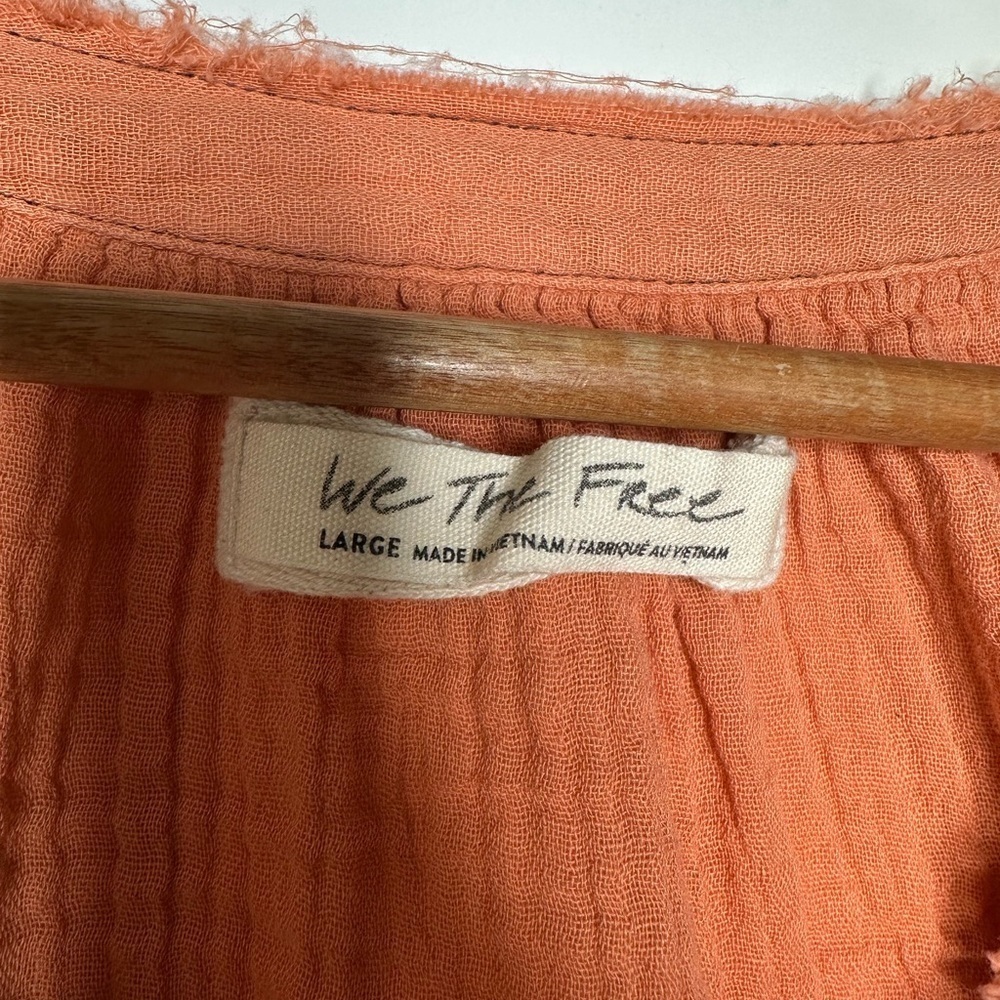 Free People We The Free Moving Mountains Frayed Round Neck Top Large - Picture 6 of 10